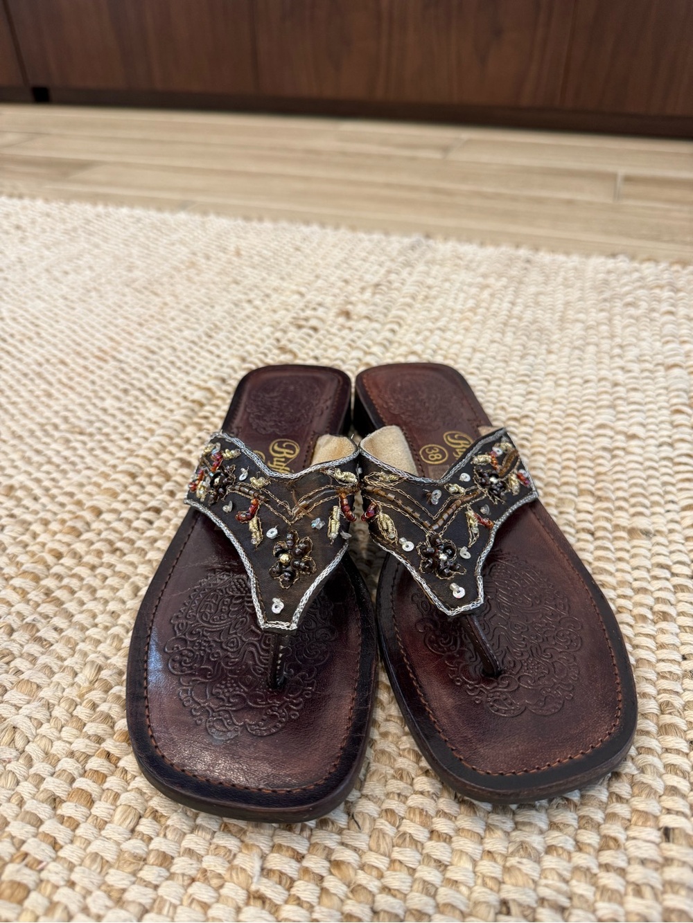 ✨ VINTAGE Y2K BOHEMIAN SLIDES ✨